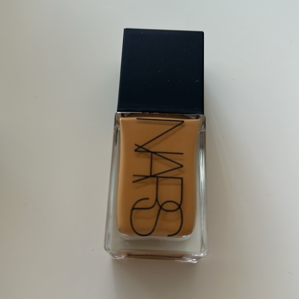NARS Foundation - Tan Shade